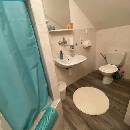Ubytovani Na Lesni